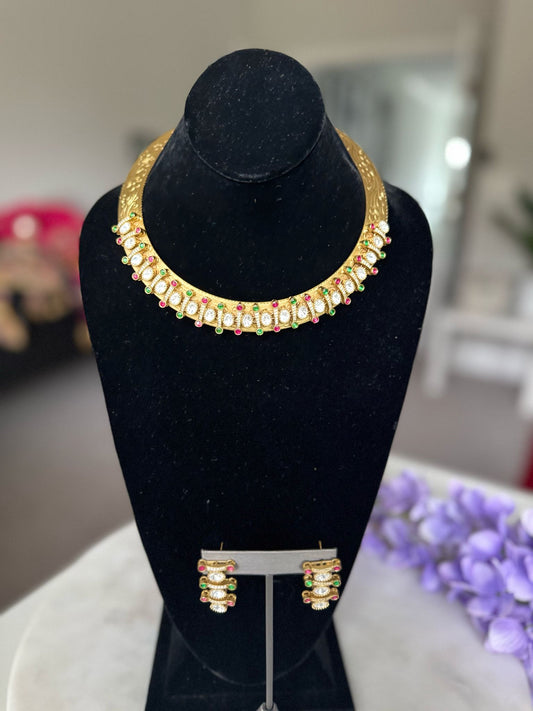 Gorgeous Gold Plated Multicolor Stone Studded Hasli Style Necklace Set