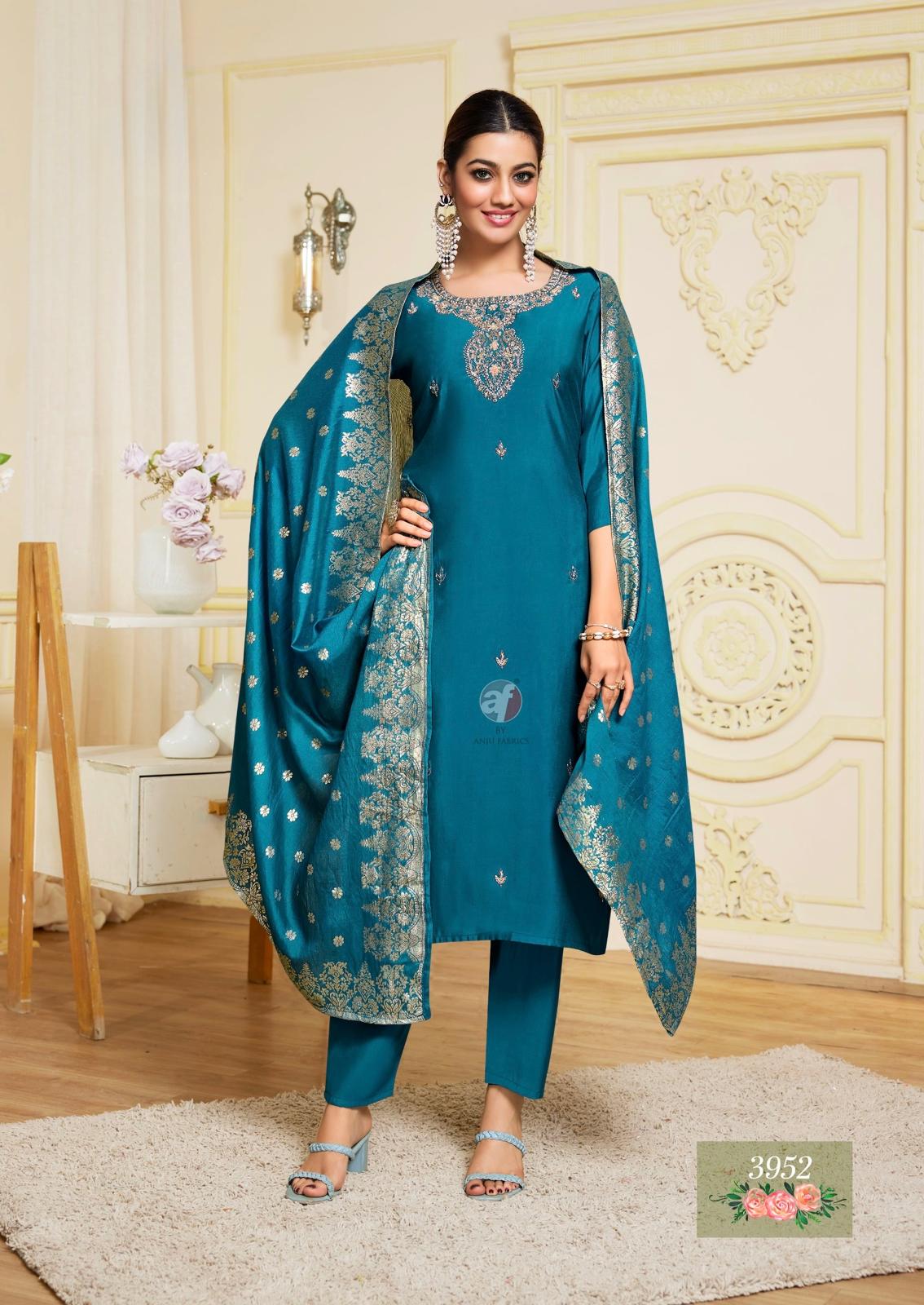 Vastra vol-4 Kurti Pant with Heavy Dupatta